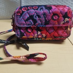 Vera Bradley 3 pocket wristlett